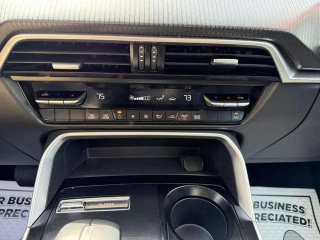 2024 Mazda X-90 3.3 Turbo Select