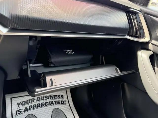 2024 Mazda X-90 3.3 Turbo Select