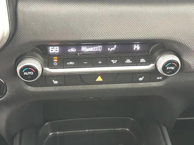 2023 Mazda CX-50 2.5 S Preferred Plus