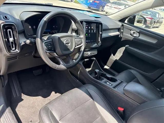 2024 Volvo XC40 Core