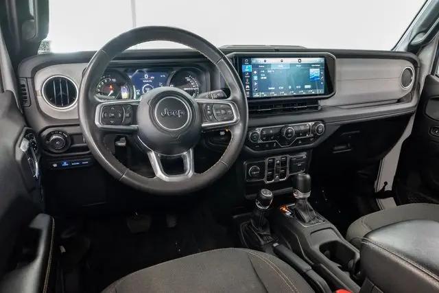 2024 Jeep Wrangler 4xe Sahara 4xe