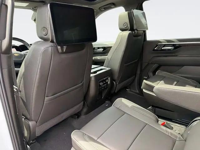 2026 Chevrolet Suburban Premier, 4WD