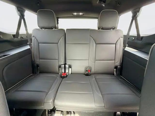 2026 Chevrolet Suburban Premier, 4WD