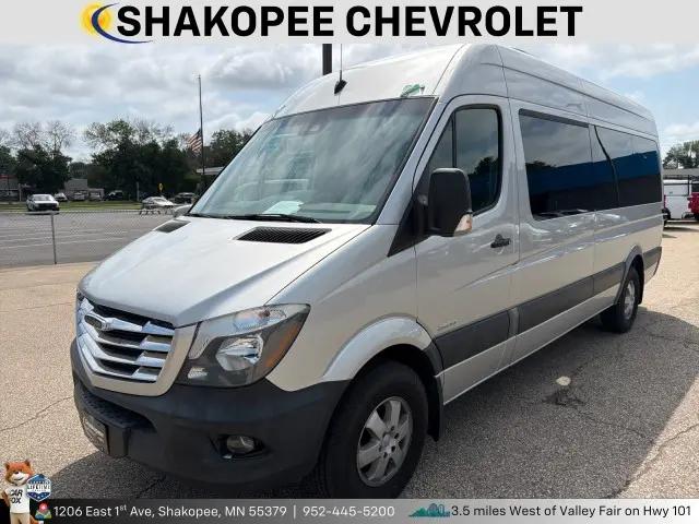 2015 Freightliner Sprinter High  Roof for sale in Shakopee, MN
