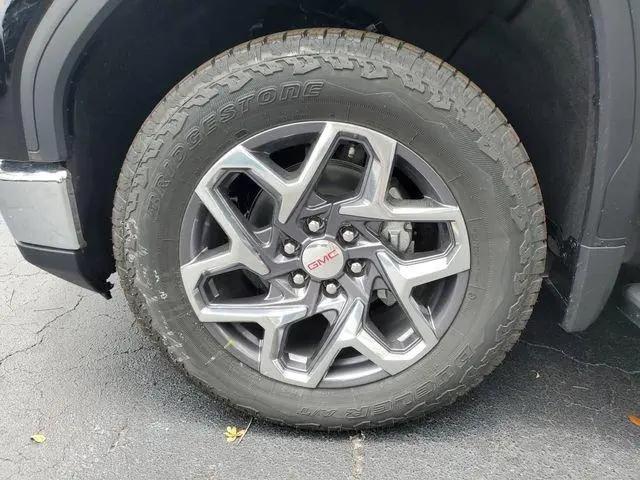 2026 GMC Sierra 1500 Crew Cab, Short Bed, SLT, 4WD