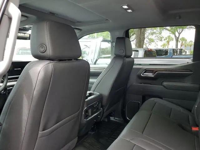 2026 GMC Sierra 1500 Crew Cab, Short Bed, SLT, 4WD