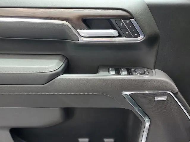 2026 GMC Sierra 1500 Crew Cab, Short Bed, SLT, 4WD