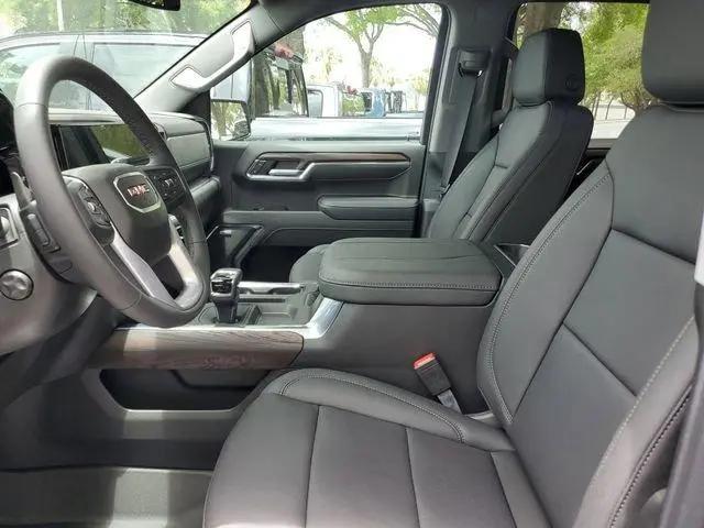 2026 GMC Sierra 1500 Crew Cab, Short Bed, SLT, 4WD
