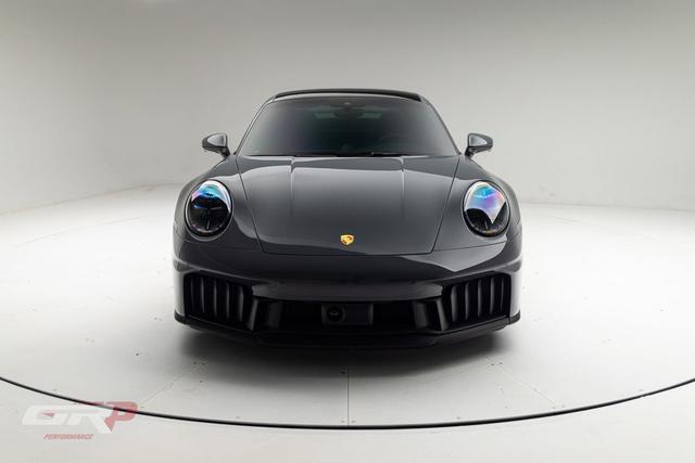 2025 Porsche 911 Carrera 4 GTS