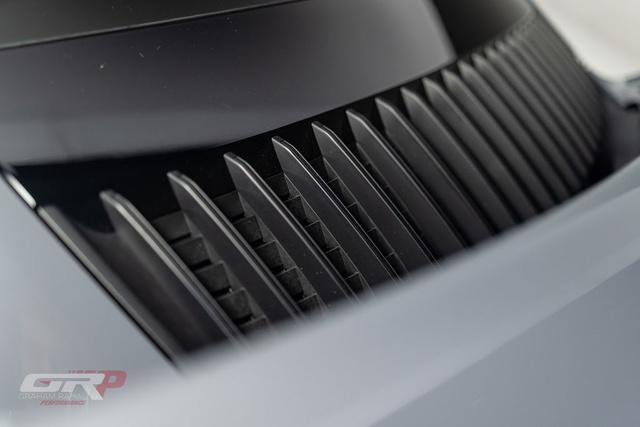 2025 Porsche 911 Carrera 4 GTS