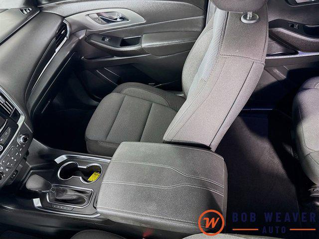 2023 Chevrolet Traverse AWD LT Cloth