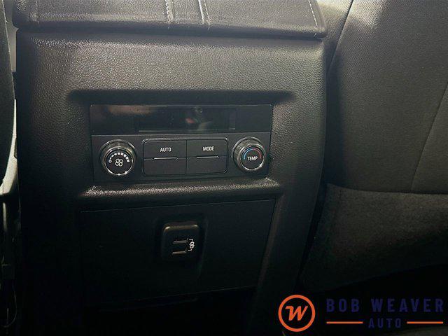 2023 Chevrolet Traverse AWD LT Cloth
