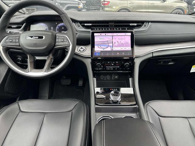 2025 Jeep Grand Cherokee Limited 4x4