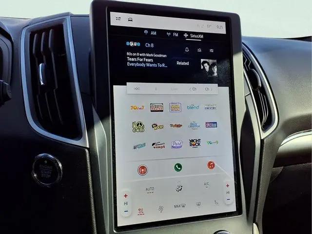 2022 Ford Edge ST-Line