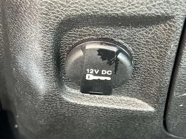 2024 Ram 1500 Classic SLT Quad Cab 4x4 6'4" Box