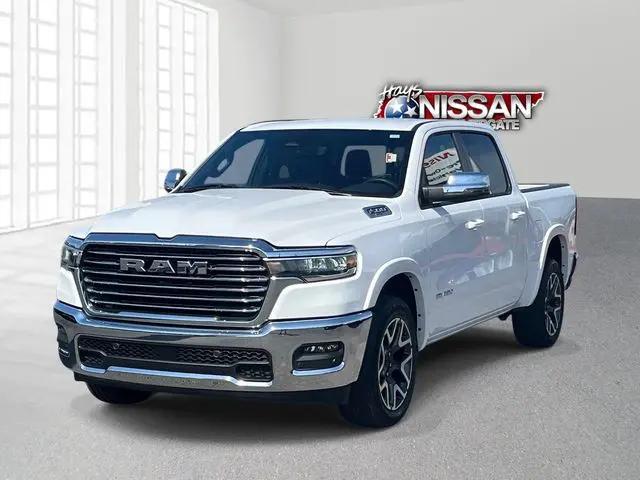 2025 Ram 1500 Laramie Crew Cab 4x4 5'7" Box