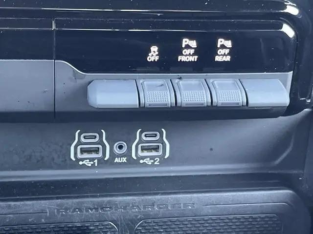 2025 Ram 1500 Laramie Crew Cab 4x4 5'7" Box