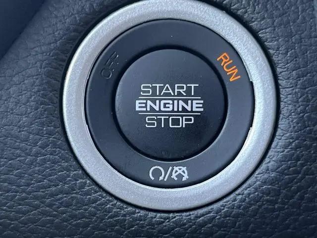 2025 Ram 1500 Laramie Crew Cab 4x4 57 Box
