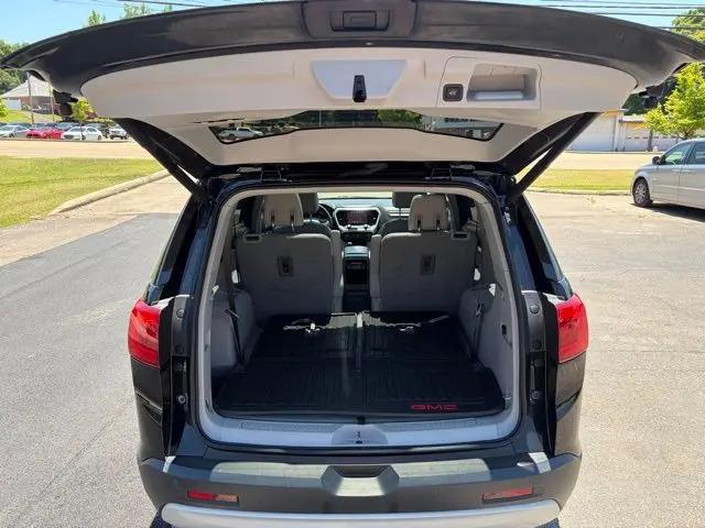 2017 GMC Acadia SLT-1