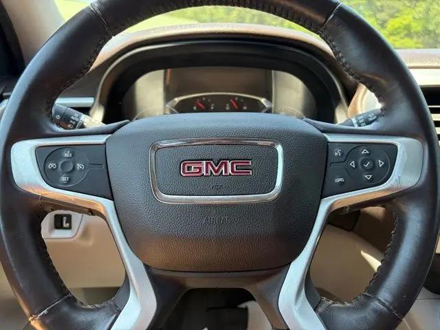 2017 GMC Acadia SLT-1