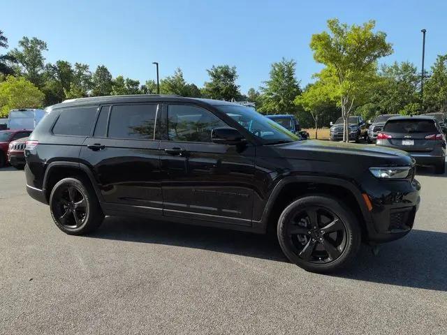 2022 Jeep Grand Cherokee L Altitude 4x2