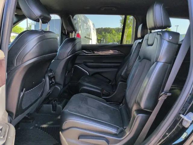 2022 Jeep Grand Cherokee L Altitude 4x2