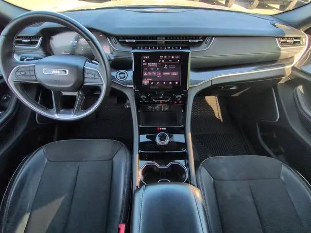 2022 Jeep Grand Cherokee L Altitude 4x2