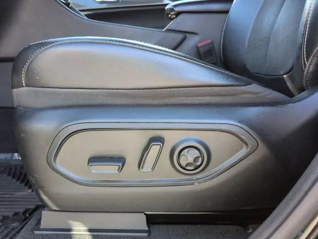 2022 Jeep Grand Cherokee L Altitude 4x2