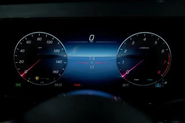 2026 Mercedes-Benz GLB 4MATIC