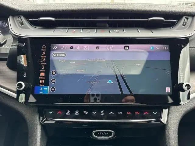 2026 Jeep Grand Cherokee L Altitude 4x4