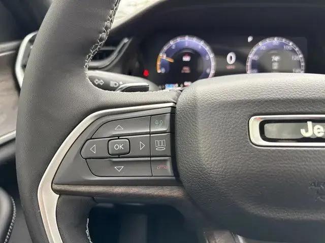 2026 Jeep Grand Cherokee L Altitude 4x4