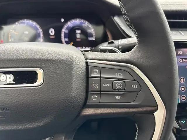 2026 Jeep Grand Cherokee L Altitude 4x4