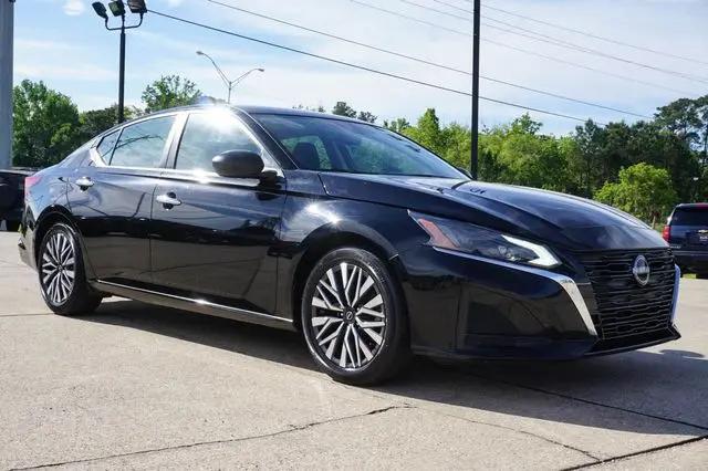 2024 Nissan Altima SV FWD