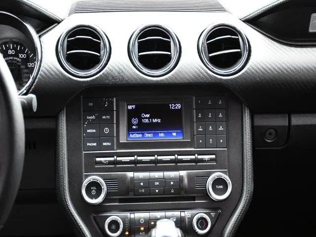 2016 Ford Mustang V6
