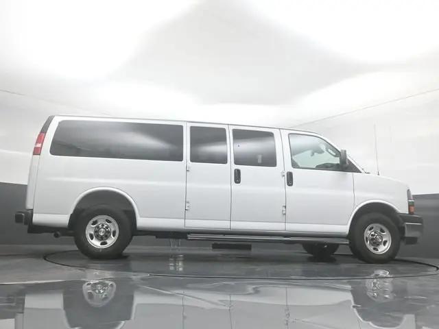 2025 Chevrolet Express Passenger RWD 3500 Extended Wheelbase LT