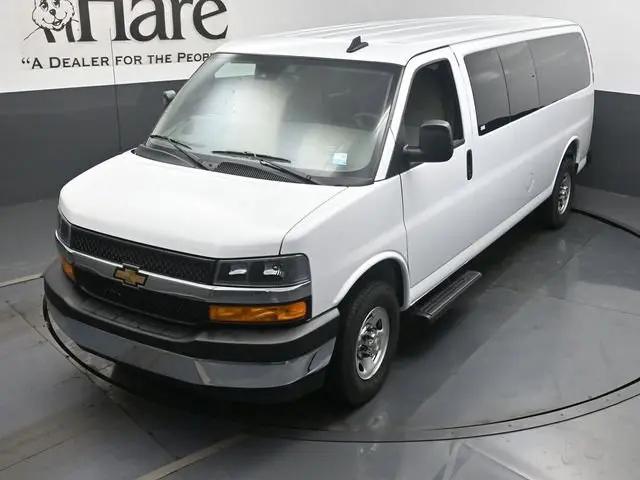 2025 Chevrolet Express Passenger RWD 3500 Extended Wheelbase LT