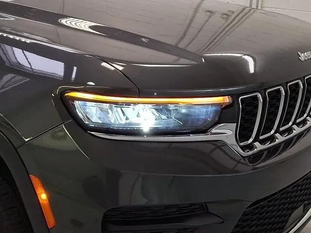 2025 Jeep Grand Cherokee Laredo X 4x4