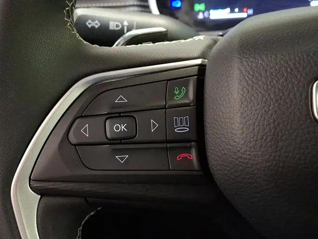 2025 Jeep Grand Cherokee Laredo X 4x4