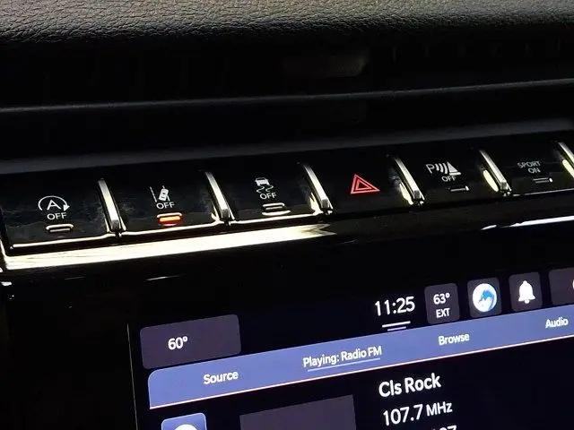 2025 Jeep Grand Cherokee Laredo X 4x4