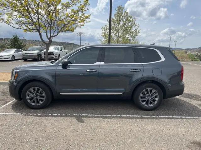 2023 Kia Telluride LX