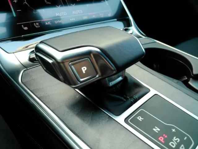 2025 Audi A6 Premium Plus 55 TFSI quattro S tronic