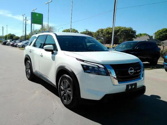 2024 Nissan Pathfinder SV 4WD