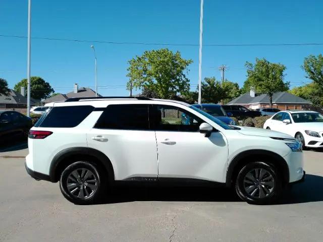 2024 Nissan Pathfinder SV 4WD