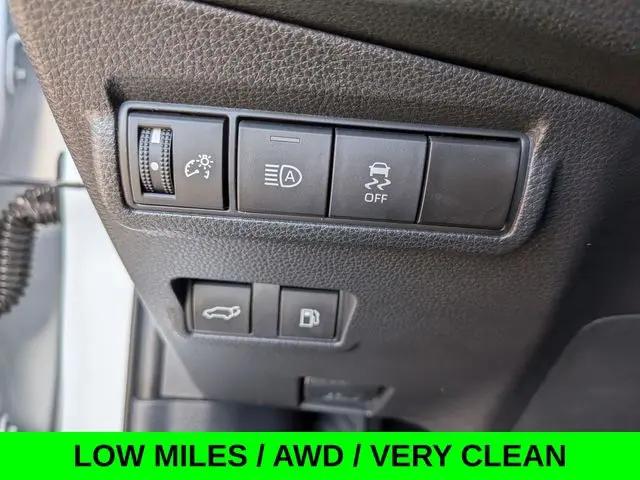 2023 Toyota Corolla Cross Hybrid XSE