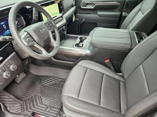 2026 Chevrolet Silverado 2500HD Crew Cab, Standard Bed, LTZ, 4WD
