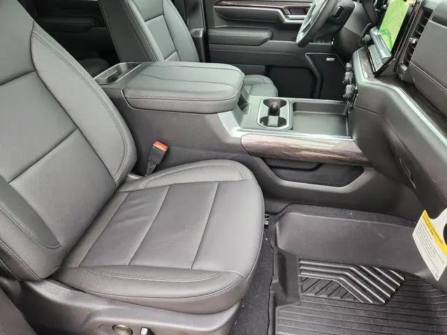 2026 Chevrolet Silverado 2500HD Crew Cab, Standard Bed, LTZ, 4WD
