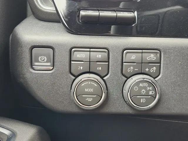 2026 Chevrolet Silverado 2500HD Crew Cab, Standard Bed, LTZ, 4WD