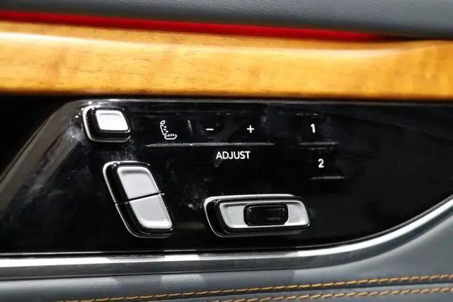 2023 Jeep Grand Wagoneer Series II 4x4