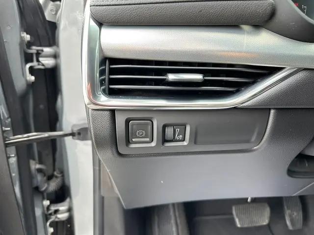 2023 Cadillac XT4 AWD Premium Luxury