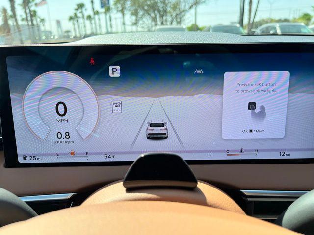2026 Genesis GV70 2.5T Advanced